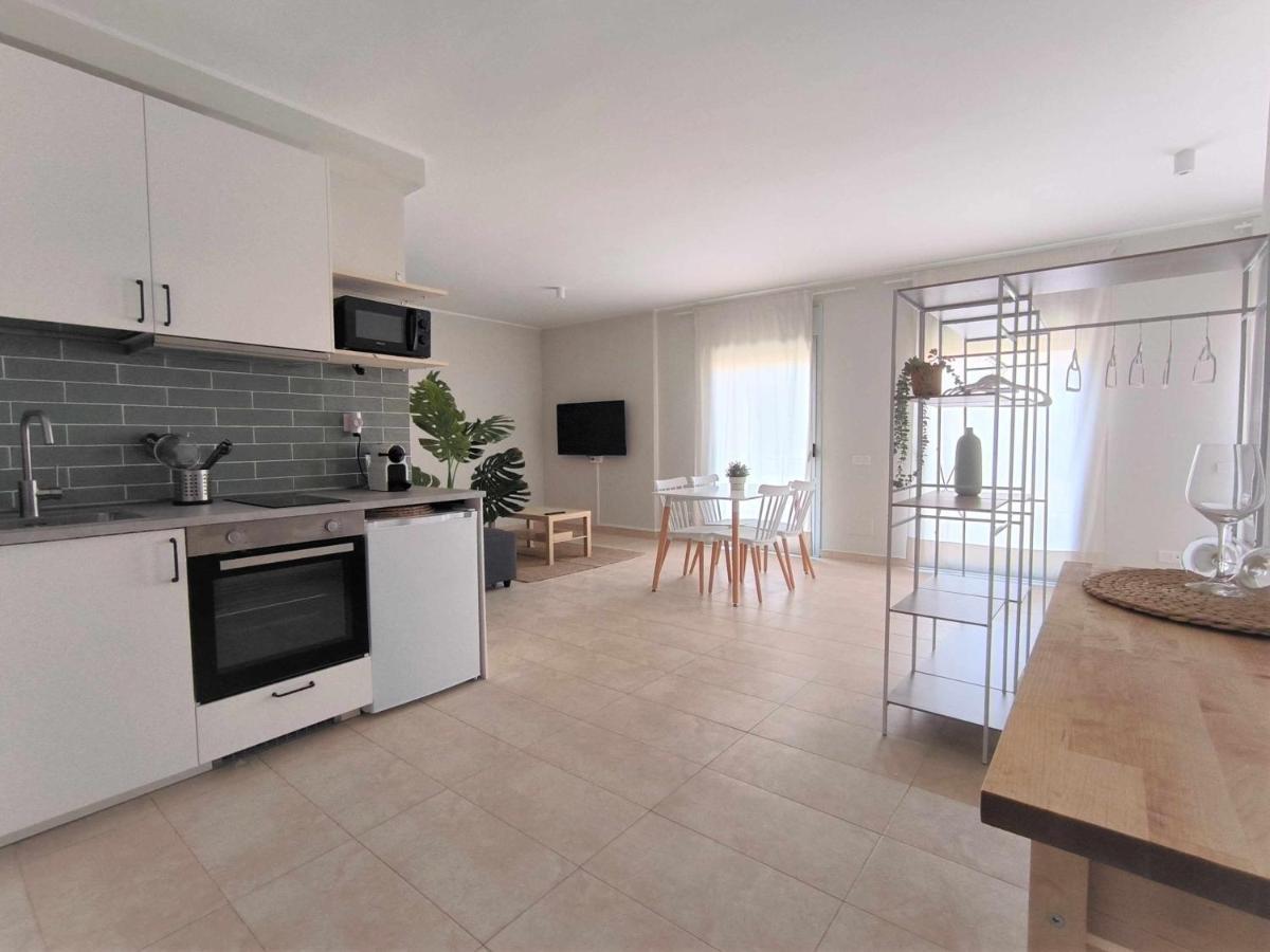 Mazi Apartments Havana 마타로 외부 사진