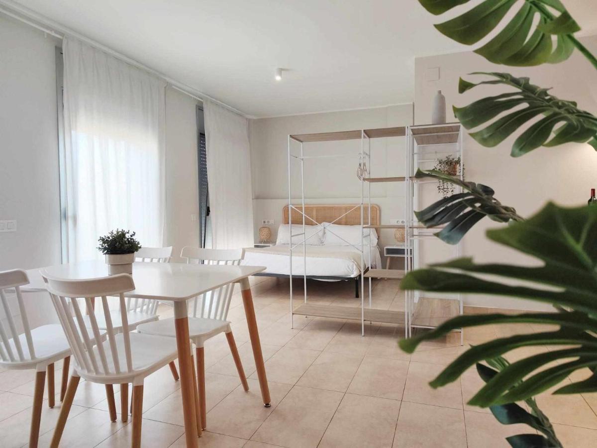 Mazi Apartments Havana 마타로 외부 사진